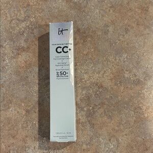 IT Cosmetics CC+ Cream - Light Medium